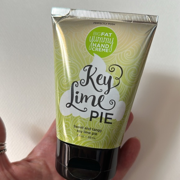 Perfectly POSH BIG FAT YUMMY hand crème KEY LIME PIE full SZ. 3fl. Oz.  New. - Picture 7 of 7